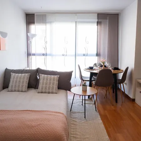 Apartment Con Garaje En